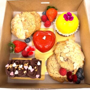 Mother's Day Sweet Box Panetta Mercato